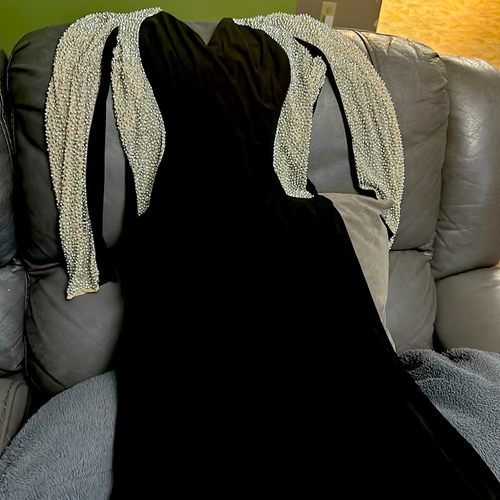Practice contrast with this dramatic two-tone gown